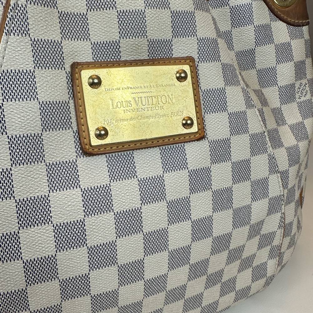 Louis Vuitton Damier Azur Canvas Tote with Tan Trim and Gold Hardware - Picture 8 of 15